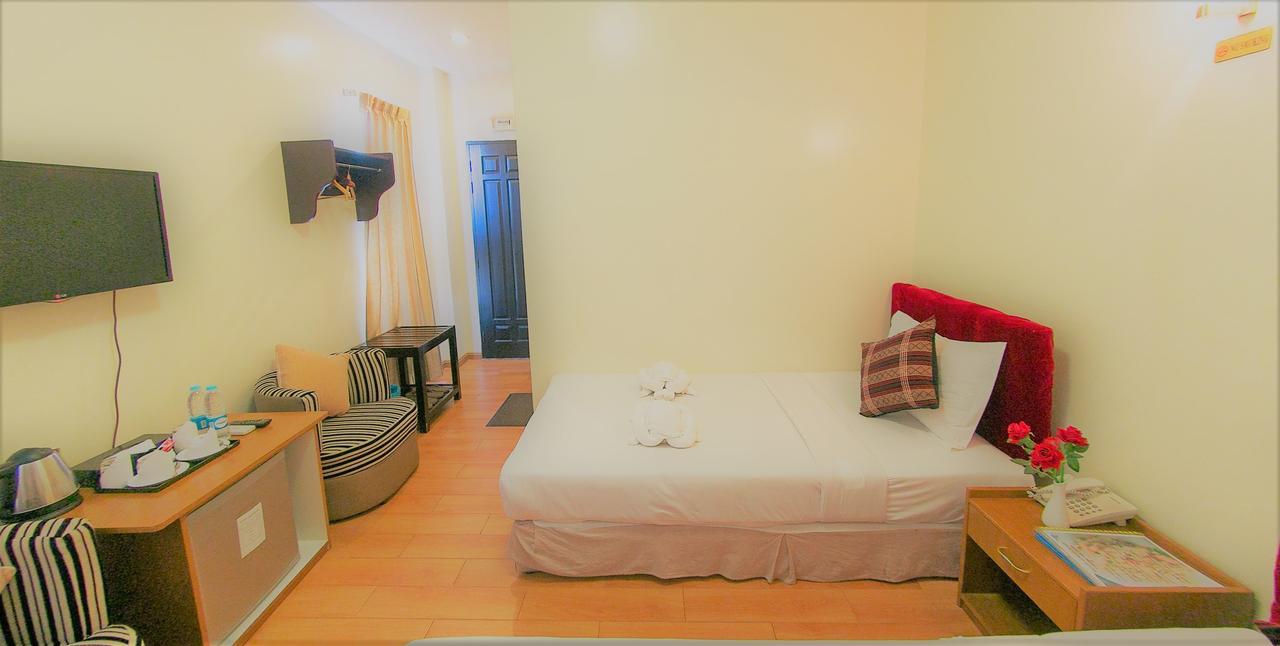 Hotel Mindhama Yangon Ngoại thất bức ảnh