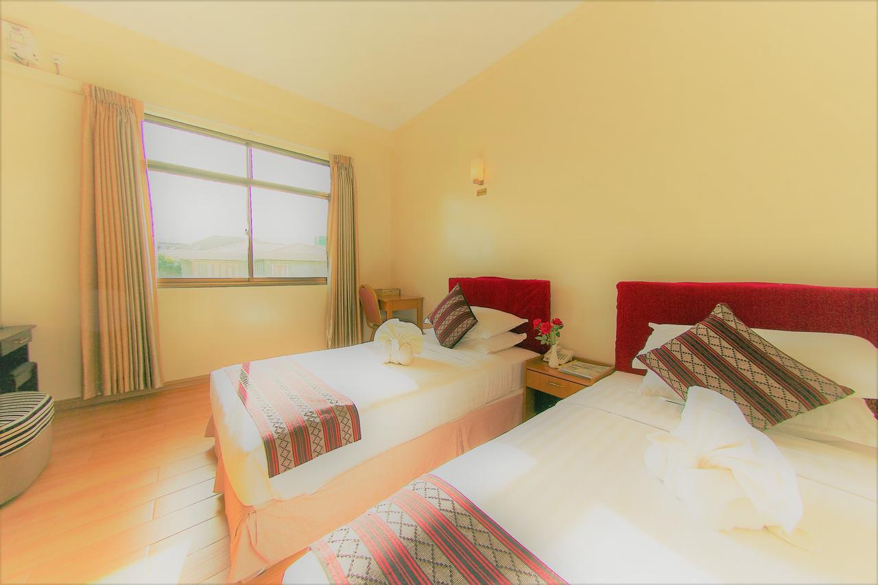 Hotel Mindhama Yangon Ngoại thất bức ảnh
