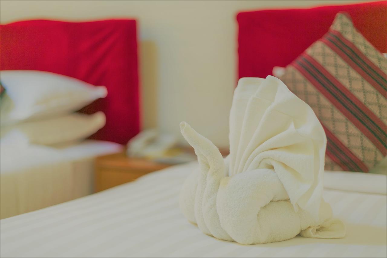 Hotel Mindhama Yangon Ngoại thất bức ảnh