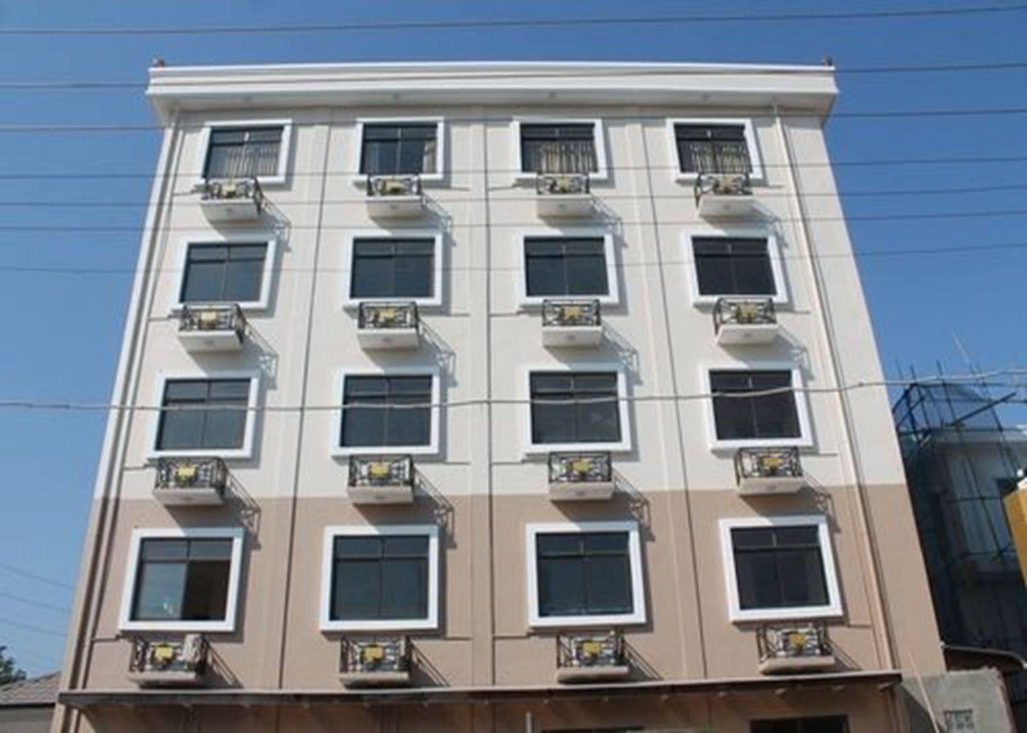 Hotel Mindhama Yangon Ngoại thất bức ảnh